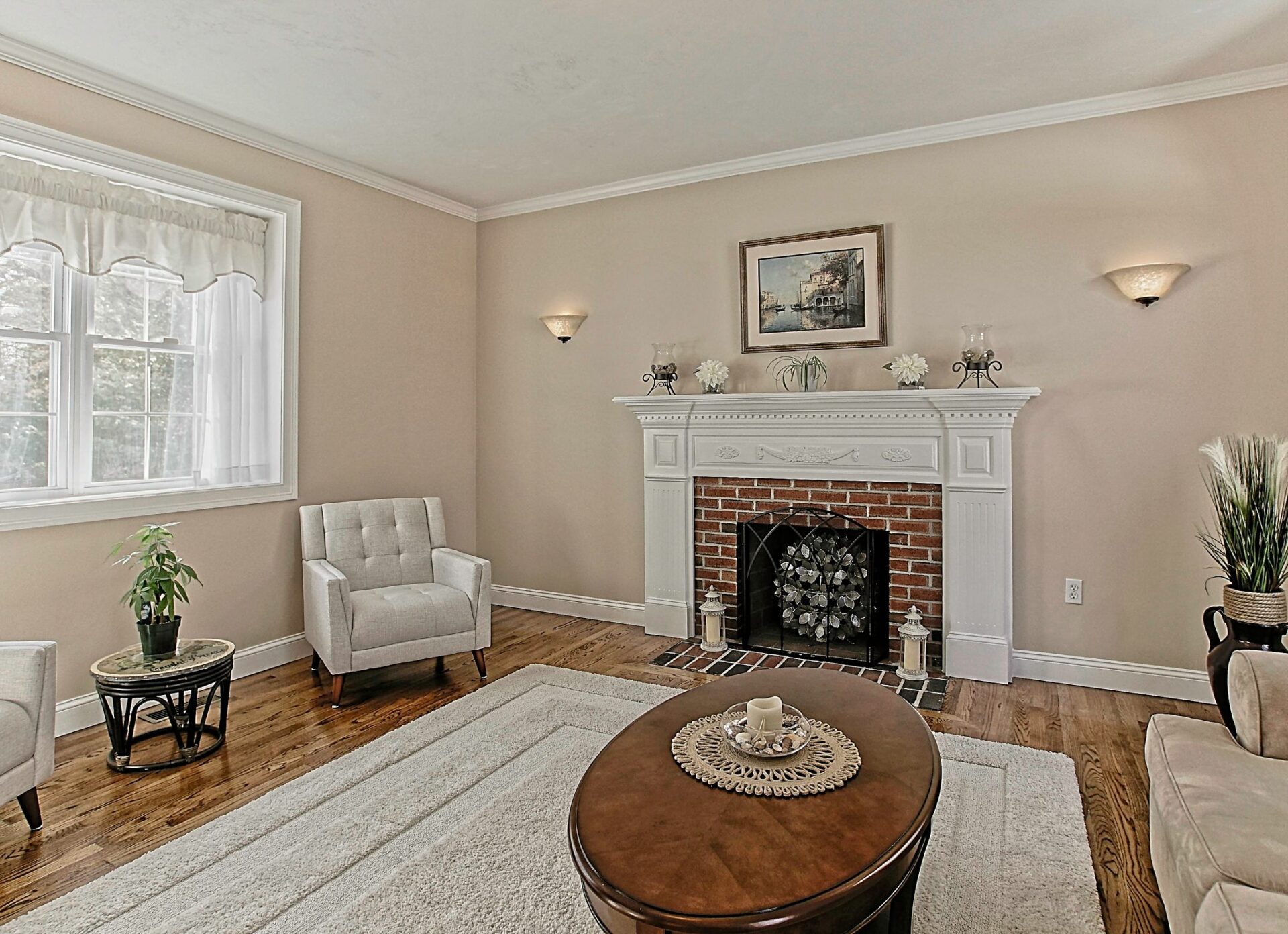 Image of a staged family room showing how professional home staging can make your home irresistible to buyers